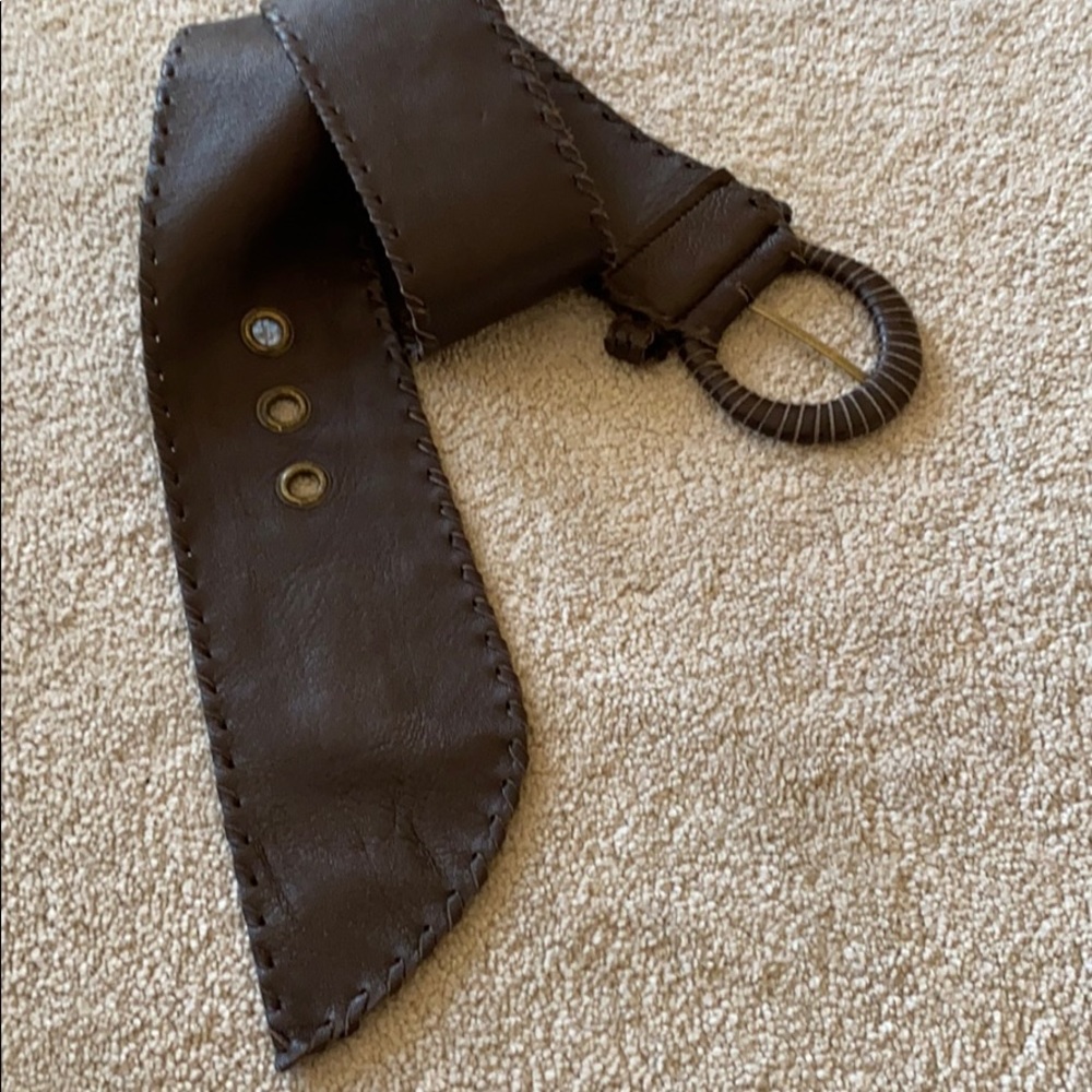 BCBG MAXAZRIA LEATHER BELT